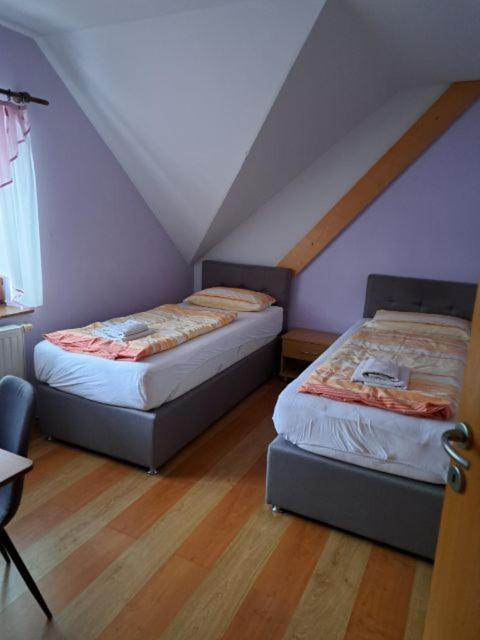 Guest House Pri Treh Lipah Ptuj Exterior foto