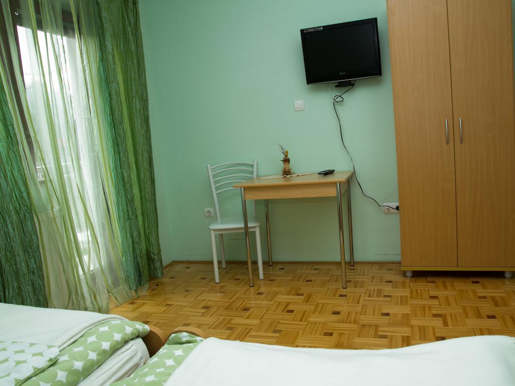 Guest House Pri Treh Lipah Ptuj Zimmer foto